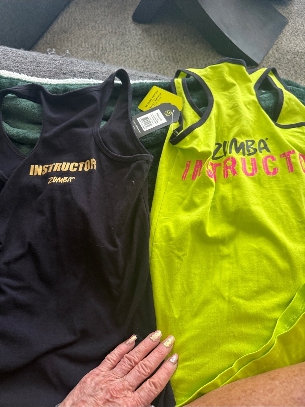 Zumba Fitness Black & Neon Yellow Graphic Tank Tops - Picture 3 of 4